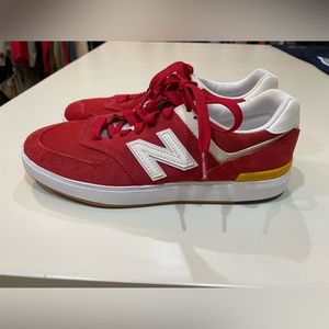 NEW BALANCE AM 574 Sneakers men’s size 6 Womens size 7.5 LIKE NEW